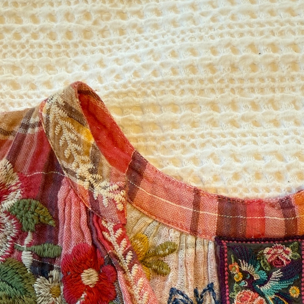 Johnny Was Multicolor Embroidered Floral V-Neck Tunic - Picture 8 of 12